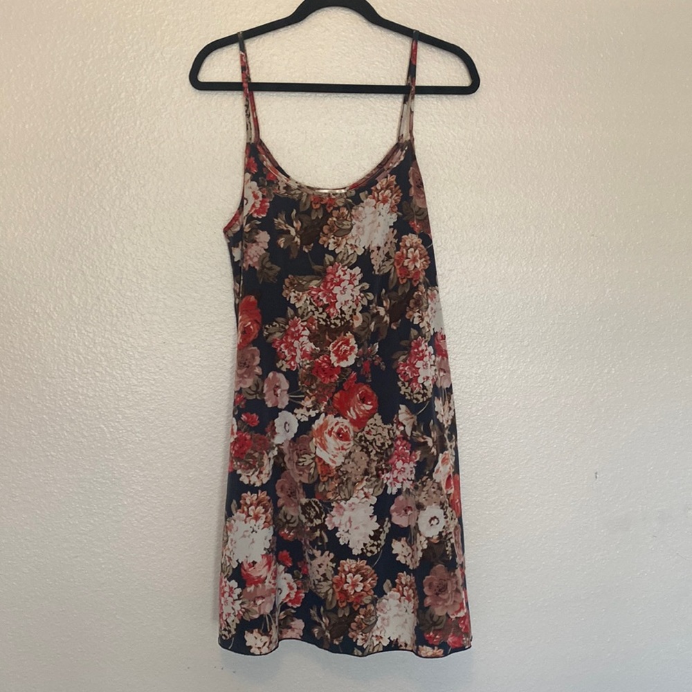 “Matty M” - Floral Slip Dress - Size M